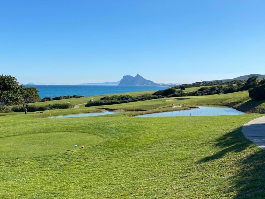 2226-Luxury Sea View Apartment Alcaidesa Eksteriør bilde